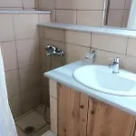 λιθόκτιστη παραδοσιακή οικία *