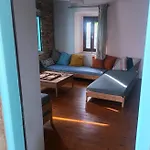 λιθόκτιστη παραδοσιακή οικία