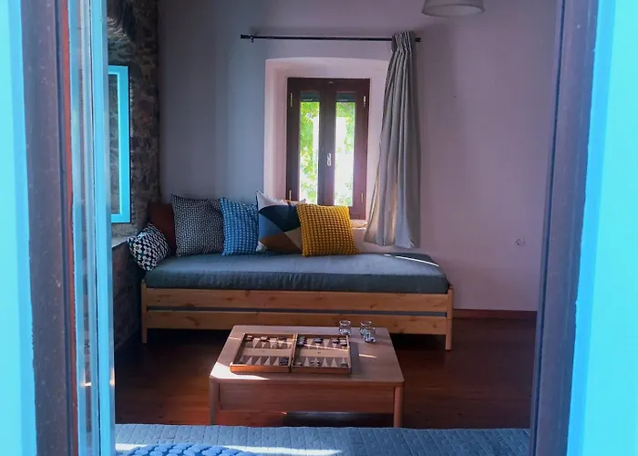 Hébergement de vacances λιθόκτιστη παραδοσιακή οικία Agios Nikolaos (Peloponnese)